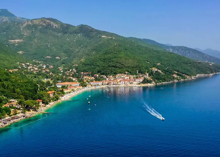 Holiday home Aaa Moscenicka Draga